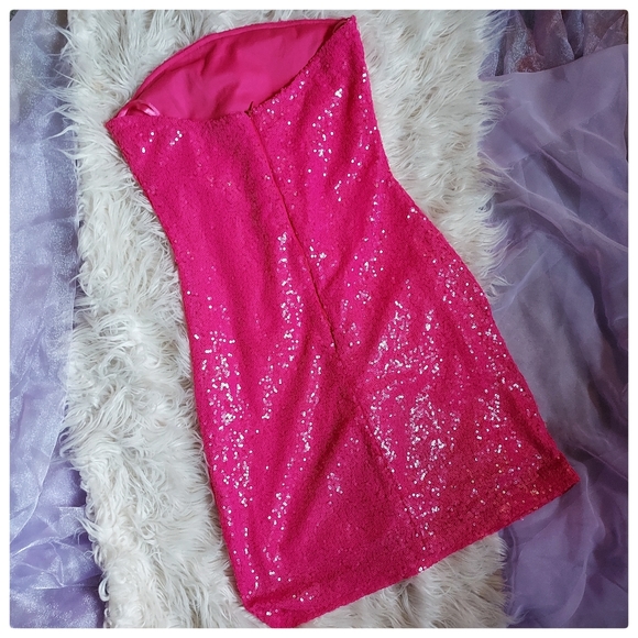 Motel Hot Pink Raver Sequin Bodycon Dress - Picture 3 of 4
